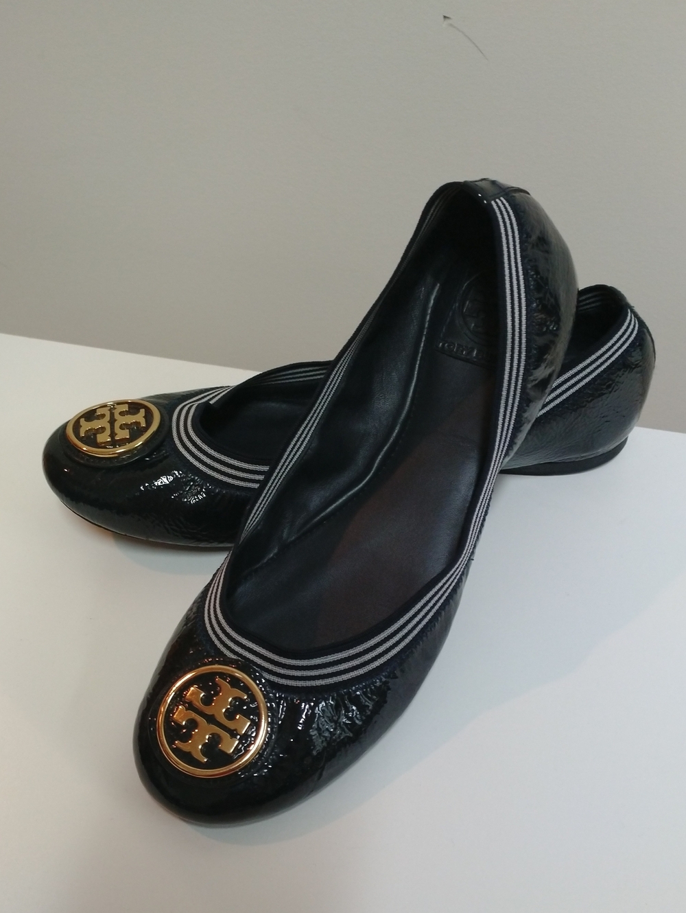 Tory Burch Navy Blue Patent Leather Logo Ballet Flats with Striped Elastic Trim